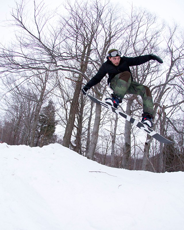 All-mountain chargin' and jibbin': The RIDE Snowboards Helix