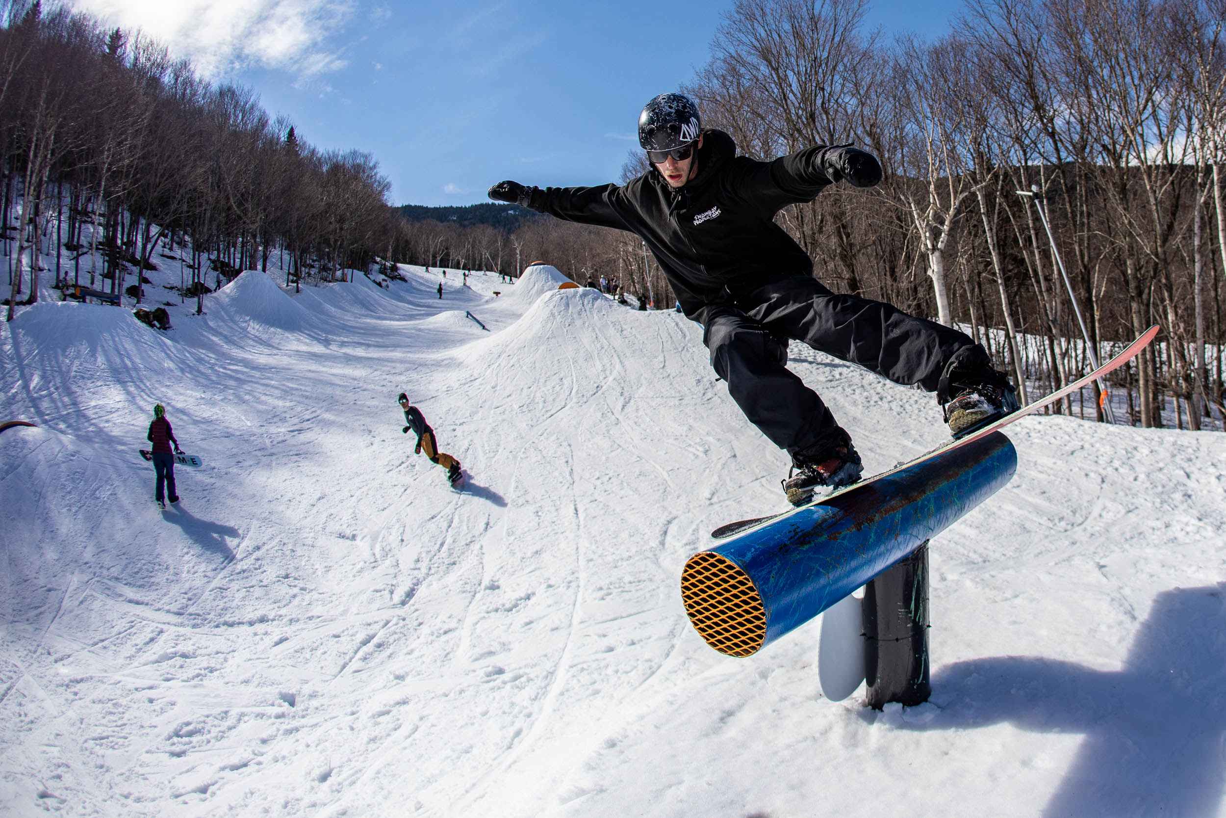 Louie Arrigoni snowboarding